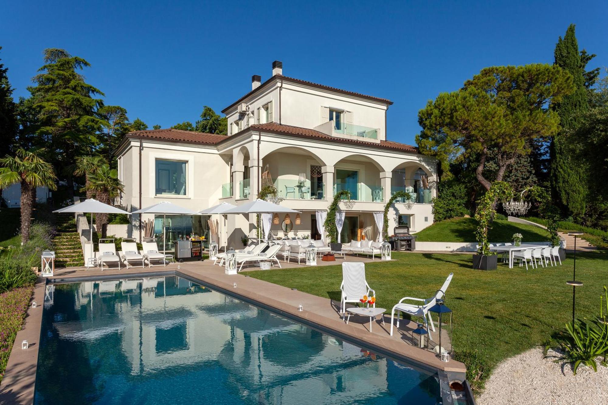 Villa Belvedere ベルティノーロ エクステリア 写真
